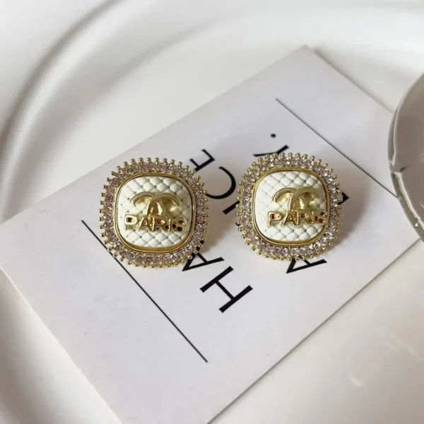 Light luxury block letter earrings set with sparkling zircon earrings fashionable retro earrings accessories jewelry gifts - Image 4