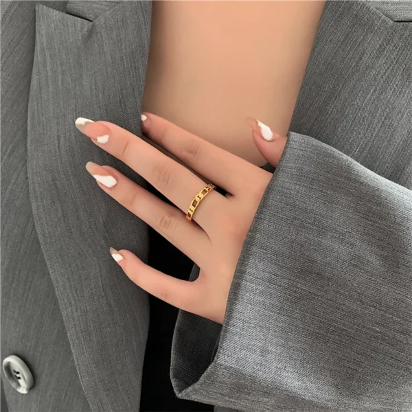 Vintage French Hollow Chain Twist Ring Women's Fashion Personality Party Ring Simple Titanium Steel Jewelry 18K Gold Plated - Image 6