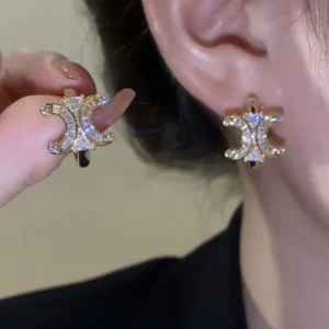 2025 New Exquisite Luxury Inlaid Zircon Letter C Earrings Fashion Letter Earrings Accessories Jewelry Gifts