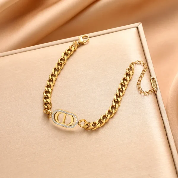 Double D letter Hip hop trend thick chain hollowed mesh red stainless steel bracelet - Image 3