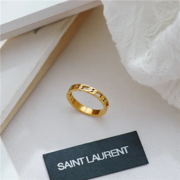 Vintage French Hollow Chain Twist Ring Women's Fashion Personality Party Ring Simple Titanium Steel Jewelry 18K Gold Plated - Image 4