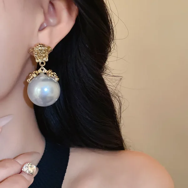 Fashion Simulation Pearl Charm Earrings for Women Exaggerated French Retro Versatile Pendant Earrings Jewelry Accessories Gifts - zinifashion 36 - Image 6