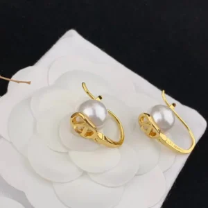Fashionable Luxury Pearl Embellished Letter Earrings Commuting Style Oval Stone Pendant Pearl Letter Earring Brass Material Earr - zinifashion 36