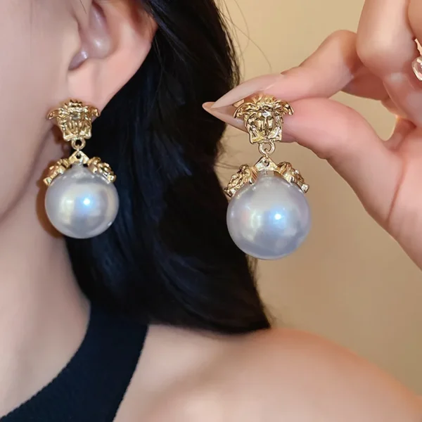 Fashion Simulation Pearl Charm Earrings for Women Exaggerated French Retro Versatile Pendant Earrings Jewelry Accessories Gifts - zinifashion 36 - Image 5