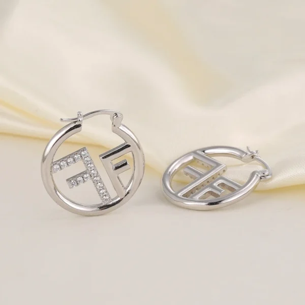 New design, light luxury and fashionable English letter F earrings, high-end and elegant temperament, simple earrings for women - zinifashion 36 - Image 5