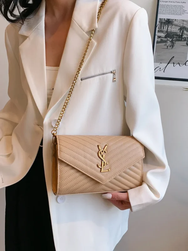 New Envelope Bag Women's Chain Crossbody Bag Commuter Mobile Phone Bag Niche Fashion Texture Bag Shoulder Bag For Women