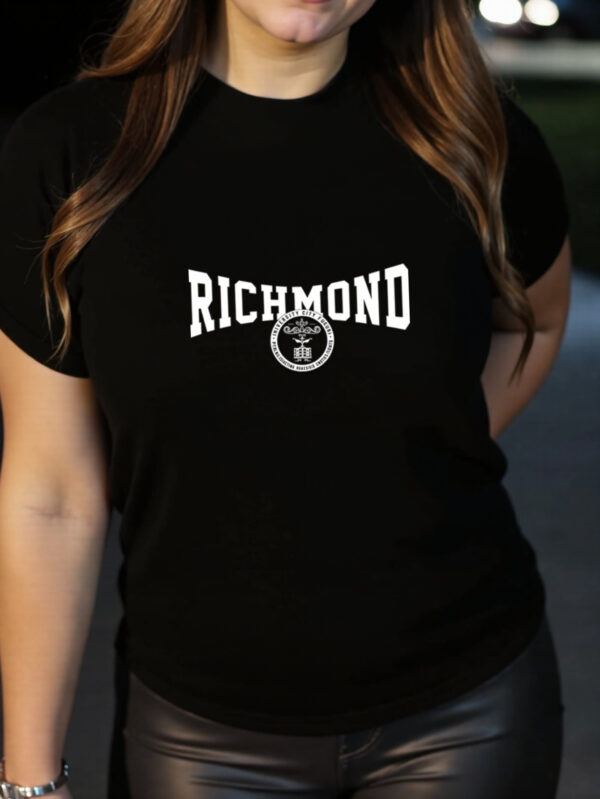 Women's Richmond Graphic Print T-Shirt - Soft Breathable Polyester Blend, Quick-Dry Casual Short Sleeve Tee with Bold Lettering & Circular Emblem Design for Outdoor Activities & Casual Attire, Machine Washable, All-Season Comfort, Nontransparent Material