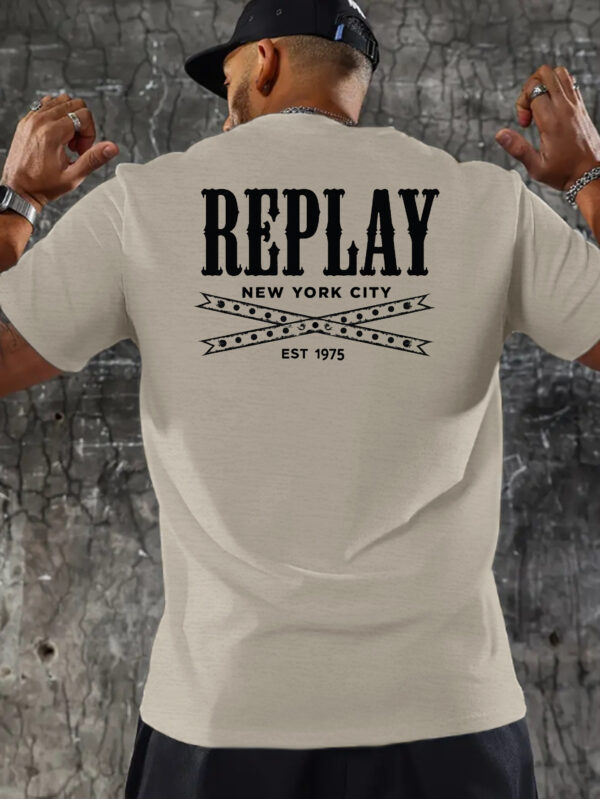 REPLAY Men's Vintage 1975 Graphic T-Shirt - Casual Short Sleeve Summer Tee with Geometric Print, Lightweight Breathable Fabric, Regular Fit, Machine Washable, Casual Attire