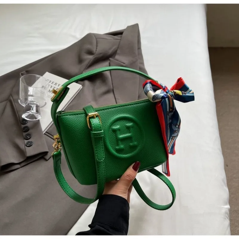 Women's Classic High-Class Design Bag - Small Square Bag with Lychee Pattern Zipper for Shoulder Cross-Body: Factory Seconds/Rejects – Refurbished – Never Used (Brand New) - Image 4