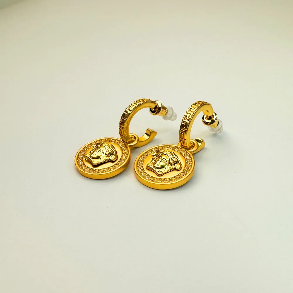 Retro Head Shaped Dangle Earrings 925 Sterling Silver Needle Embedded with round Diamonds Unique Design Luxury Feelings: Factory Seconds/Rejects – Refurbished – Never Used (Brand New) - Image 3