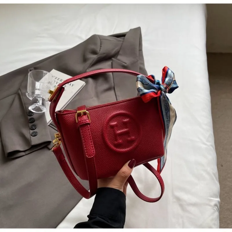 Women's Classic High-Class Design Bag - Small Square Bag with Lychee Pattern Zipper for Shoulder Cross-Body: Factory Seconds/Rejects – Refurbished – Never Used (Brand New) - Image 2