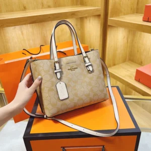 Luxury Women's Crossbody Bag Made From Premium Leather Featuring Elegant Touch From Popular Designer Brand: Factory Seconds/Rejects – Refurbished – Never Used (Brand New)