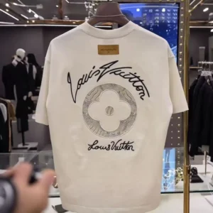 New autumn and winter Brand LV men's and women's short-sleeved high-end cotton unisex T-shirts are trendy and fashionable Enjoy: Factory Seconds/Rejects – Refurbished – Never Used (Brand New)