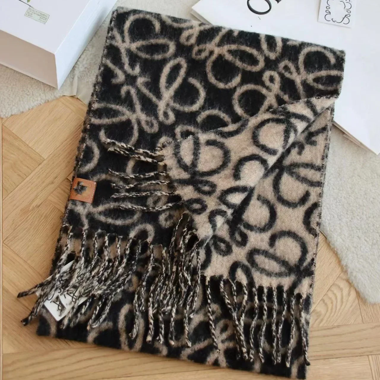 Autumn Winter Long Ladies' Cashmere Brand LOEWE Scarf Double-sided Milk Tea Colour Warm Versatile Women's Fashionable Neck Warmer: Factory Seconds/Rejects – Refurbished – Never Used (Brand New) - Image 3