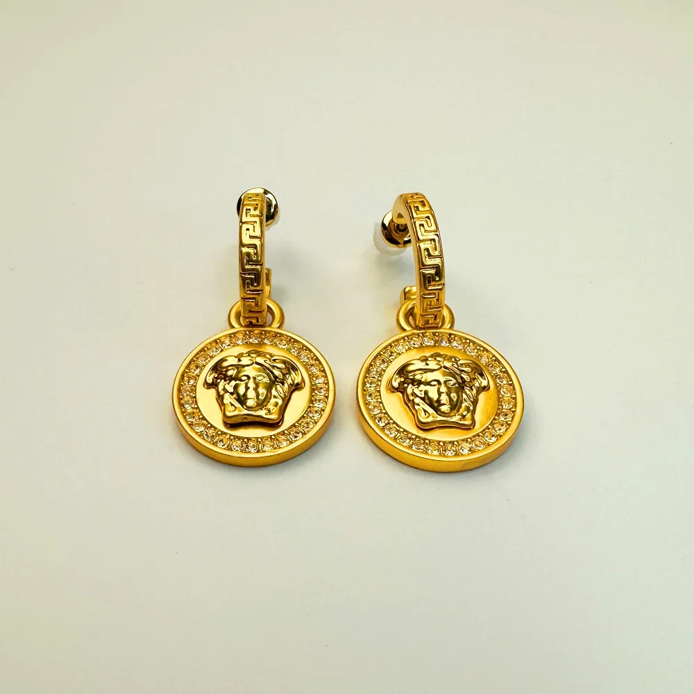 Retro Head Shaped Dangle Earrings 925 Sterling Silver Needle Embedded with round Diamonds Unique Design Luxury Feelings: Factory Seconds/Rejects – Refurbished – Never Used (Brand New) - Image 2