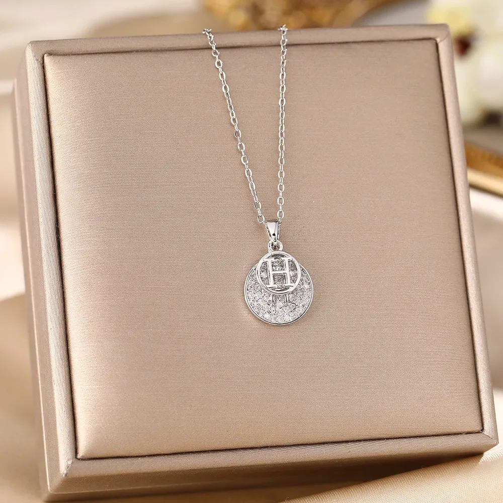 Trendy Titanium Steel H Letter Pendant Necklace Women's Fashion Jewellery Full Diamond round Tag Lock bone Chain Accessory: Factory Seconds/Rejects – Refurbished – Never Used (Brand New) - Image 3